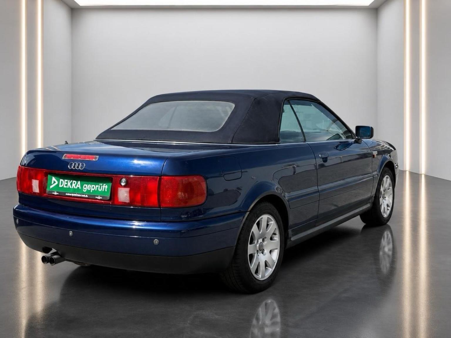 Audi 80 2,6 Cabrio/1.Hand/LEDER/XENON/SHZ/KLIMa
