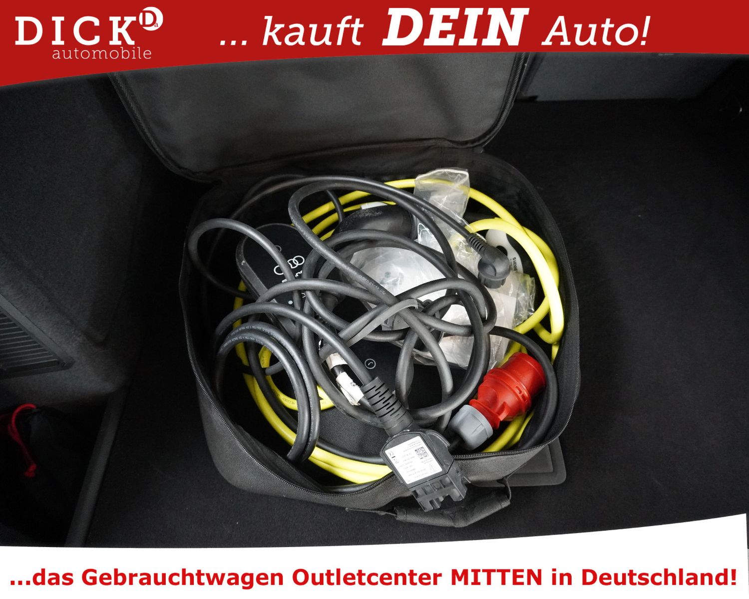 Fahrzeugabbildung Audi Q3 45TFSIe 2X S LINE+OPTIK SCHW+VIRTU+LED+KEY+SH