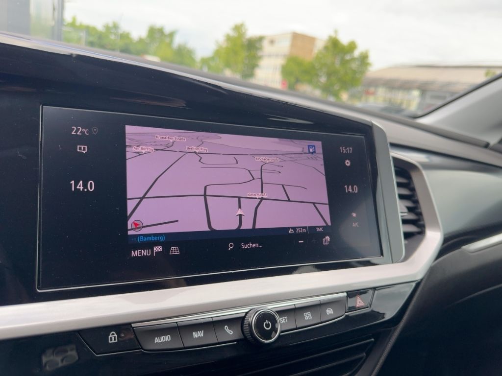 Fahrzeugabbildung Opel Grandland GS, AUTOMATIK, NAVI, RÜCKFAHRK.
