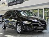Mercedes-Benz B 200 Progressive PANODACH LED+PDC&KAM+AMBIENTE+ - Mercedes-Benz B 200 Gebrauchtwagen in Stuttgart