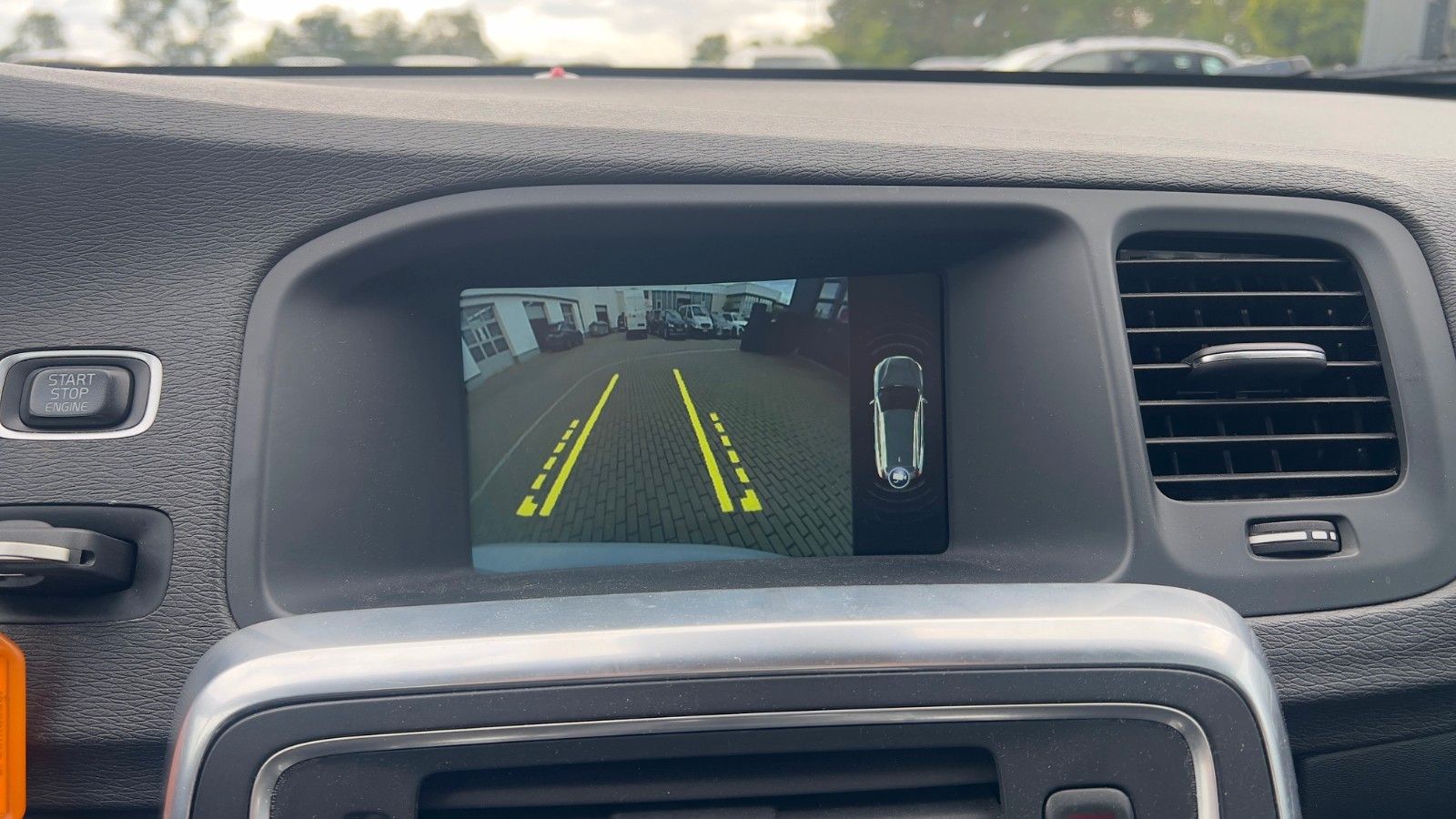 Fahrzeugabbildung Volvo V60 Kombi Summum AWD*Mietkauf*GSD*TEMP*RFK*
