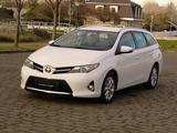 Toyota Auris Touring Sports Life+ TÜV NEU NAVO S-HEFT - Toyota Auris mit Diesel-Antrieb