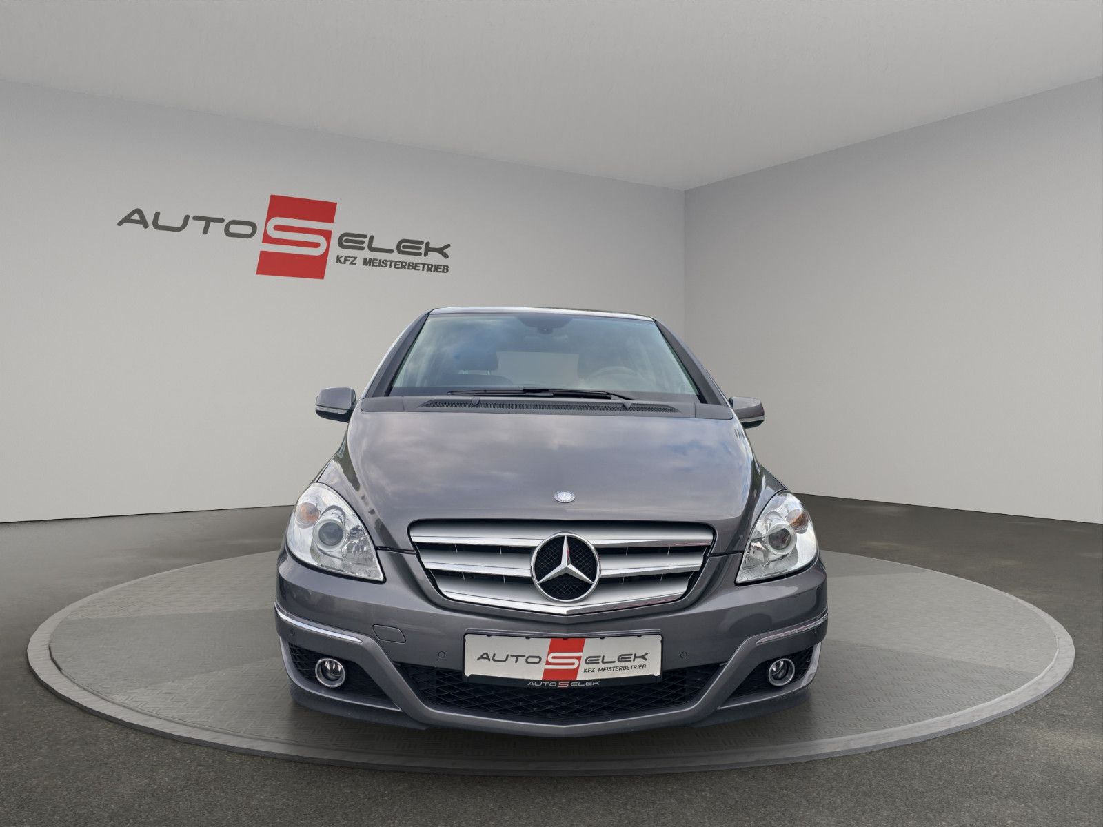 Fahrzeugabbildung Mercedes-Benz B -Klasse 200 AUTOMATIK SERVICE NEU TEMP KLIMA