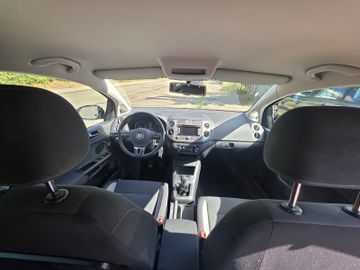 Volkswagen Golf - 11