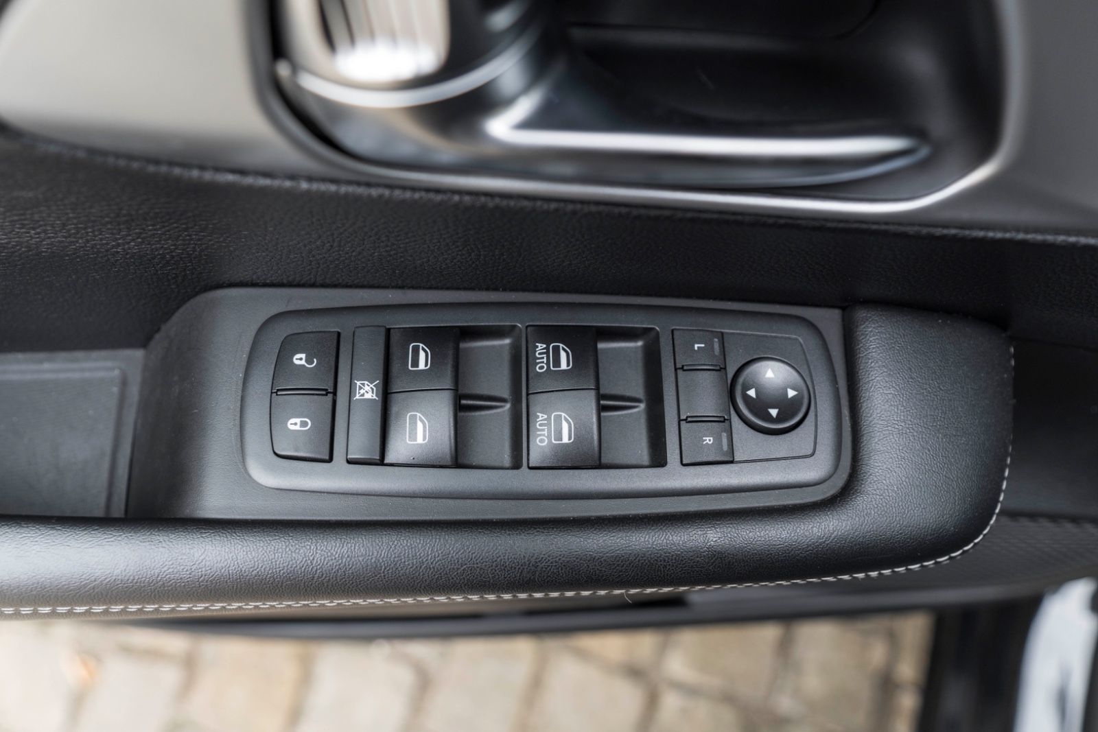Fahrzeugabbildung Chrysler Pacifica 3,6L TOURING L 7Sitzer ACC LED 360° NAV