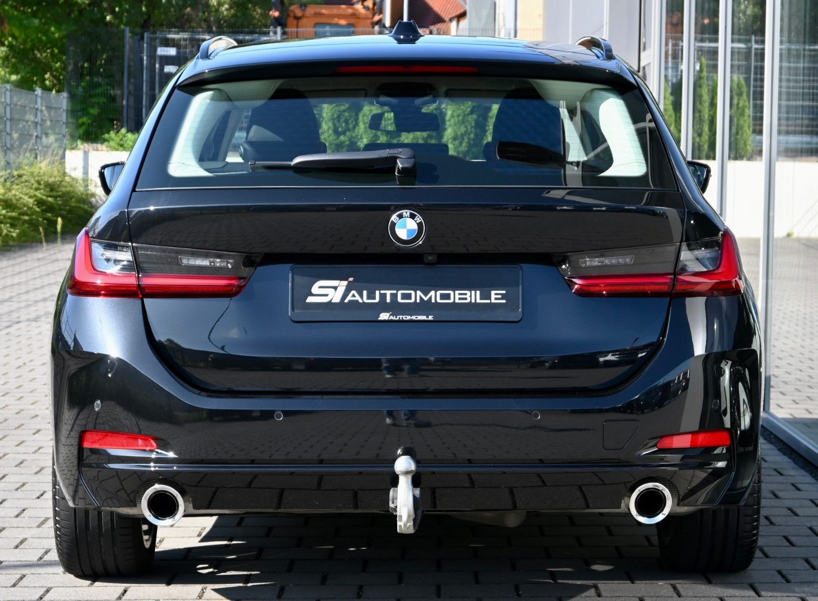 Fahrzeugabbildung BMW 320d xDr. Touring °ACC°AHK°HUD°AD.LED°STANDHEIZ.