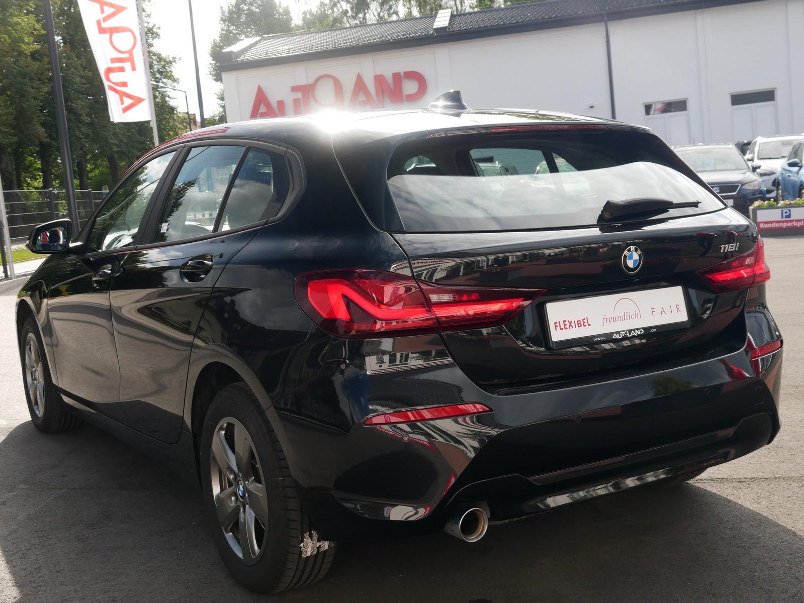 BMW 118 i Advantage Virtual Cockpit el. Heckklappe, миниатюра 3