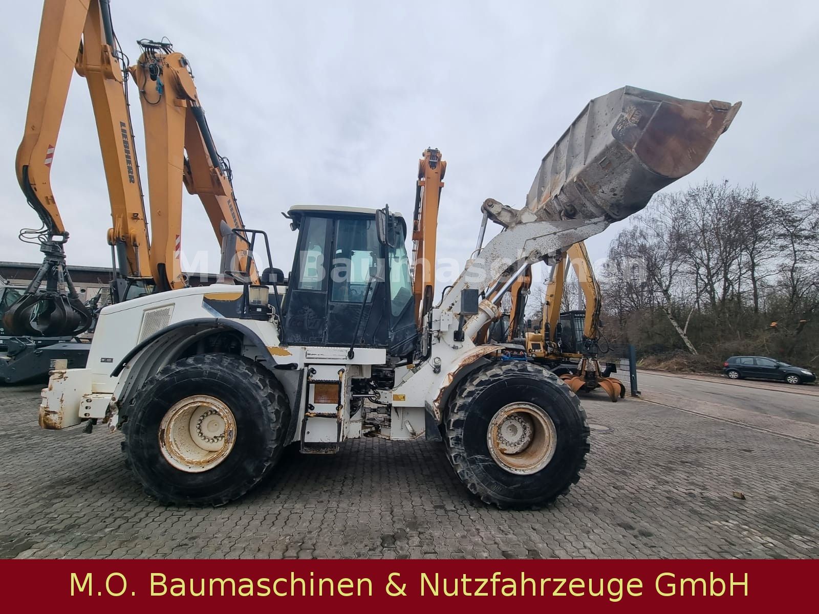 Fahrzeugabbildung CAT 962 H  / ZSA / AC /Waage /