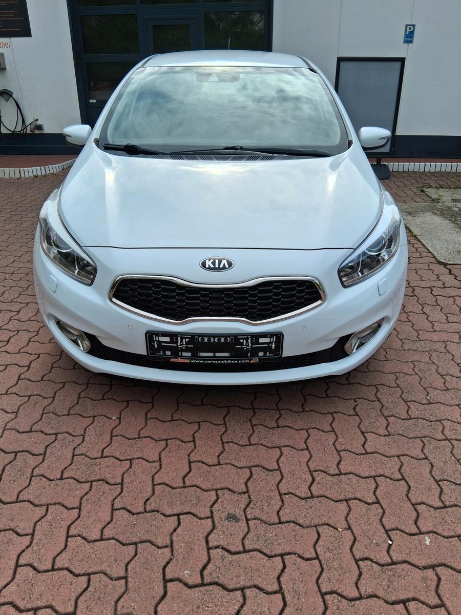 Kia cee'd / Ceed