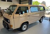 Volkswagen T3 Caravelle (Multivan) mit Afrika-Kit - Volkswagen Oldtimer: Kleinbus