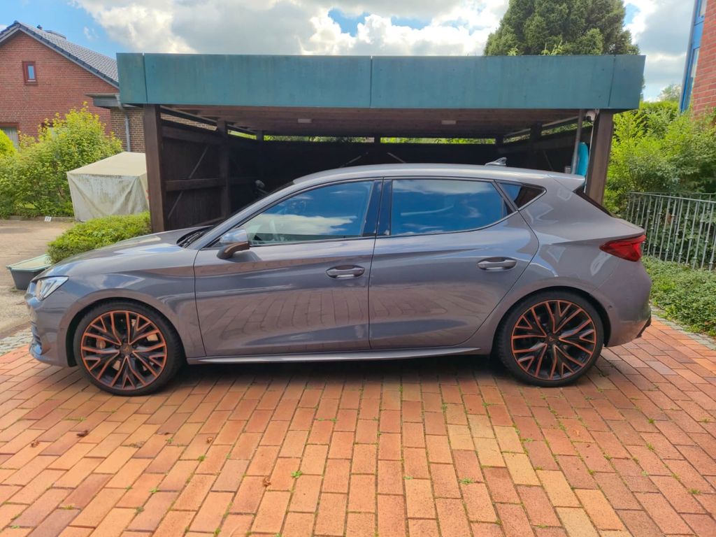 Image of Cupra Leon