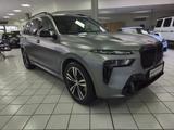 BMW X7 M60 i*PANO-SKY*B&W*HUD*KRISTALL*6-SITZ*360° - BMW X7 M60 in Berlin