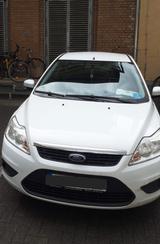 Ford Focus 1,4 Concept Concept - Ford Focus Concept mit Benzin-Antrieb
