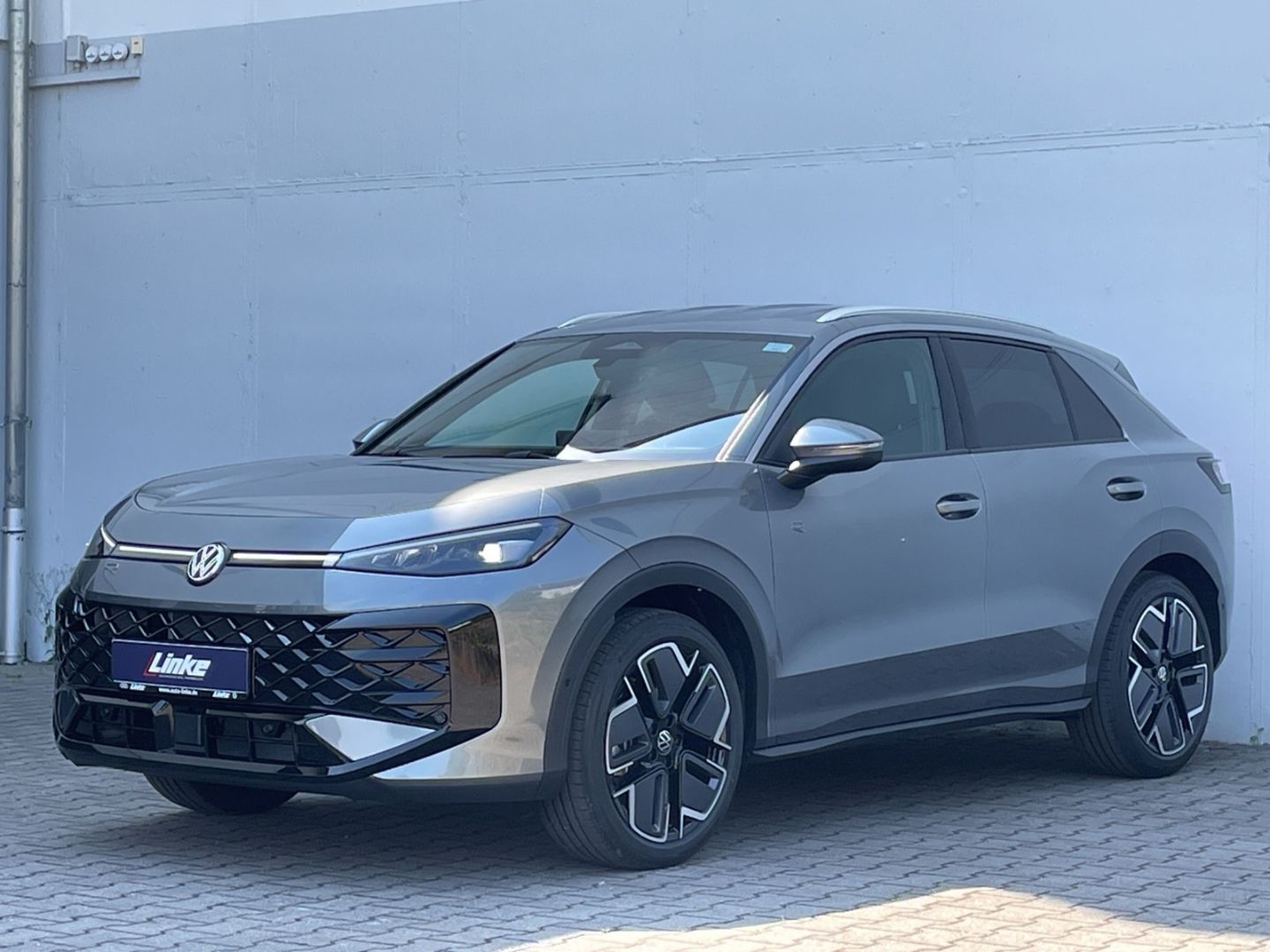 T-Roc R-Line 1.5 eTSI DSG AHK/Kamera/Keyless/ACC