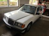 Mercedes-Benz 190E Oldtimer - Mercedes-Benz 190 aus 1993: 190e