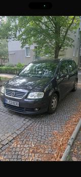 Volkswagen, Touran 1,9 Diesel - Volkswagen Touran mit Diesel-Antrieb: Kleinbus, Automatik, 1.9