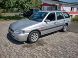 Ford Escort Kombi 16V TÜV  12/26 Youngtimer - Ford Escort aus 1998: Kombi