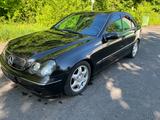 Mercedes-Benz C 200 KOMPRESSOR AVANTGARD*CARLSSON*TüvNeu*204PS - Mercedes-Benz C 200 aus 2001