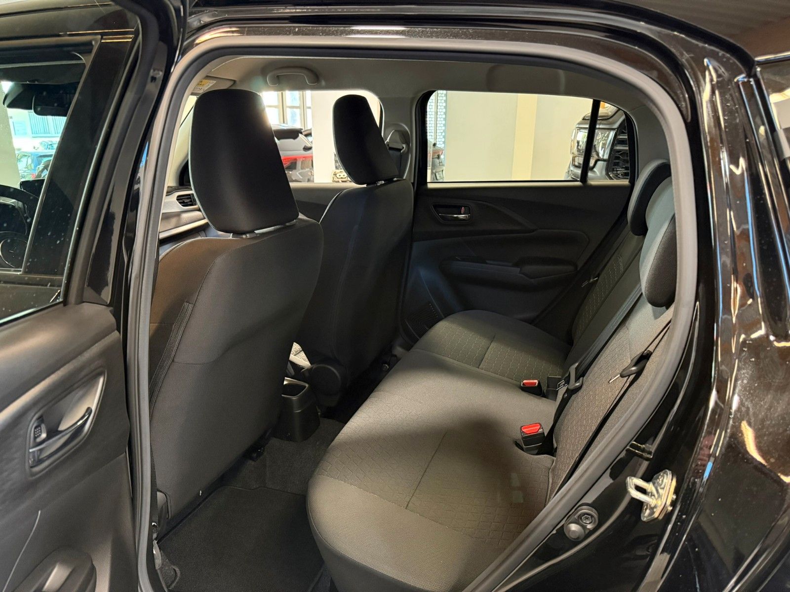 Fahrzeugabbildung Suzuki Swift Comfort - STAMM SPORT EDITION - ALU - H&R