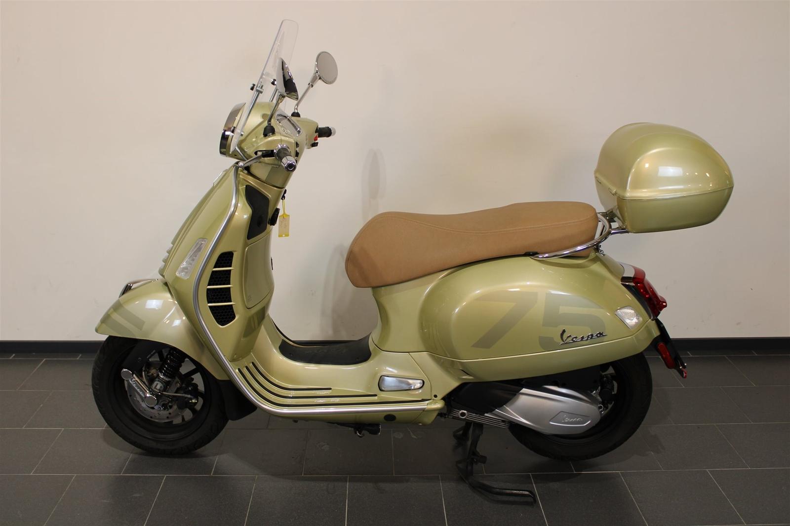 Vespa GTS 300 75th limit. Sondermodell 75 Zubehör !