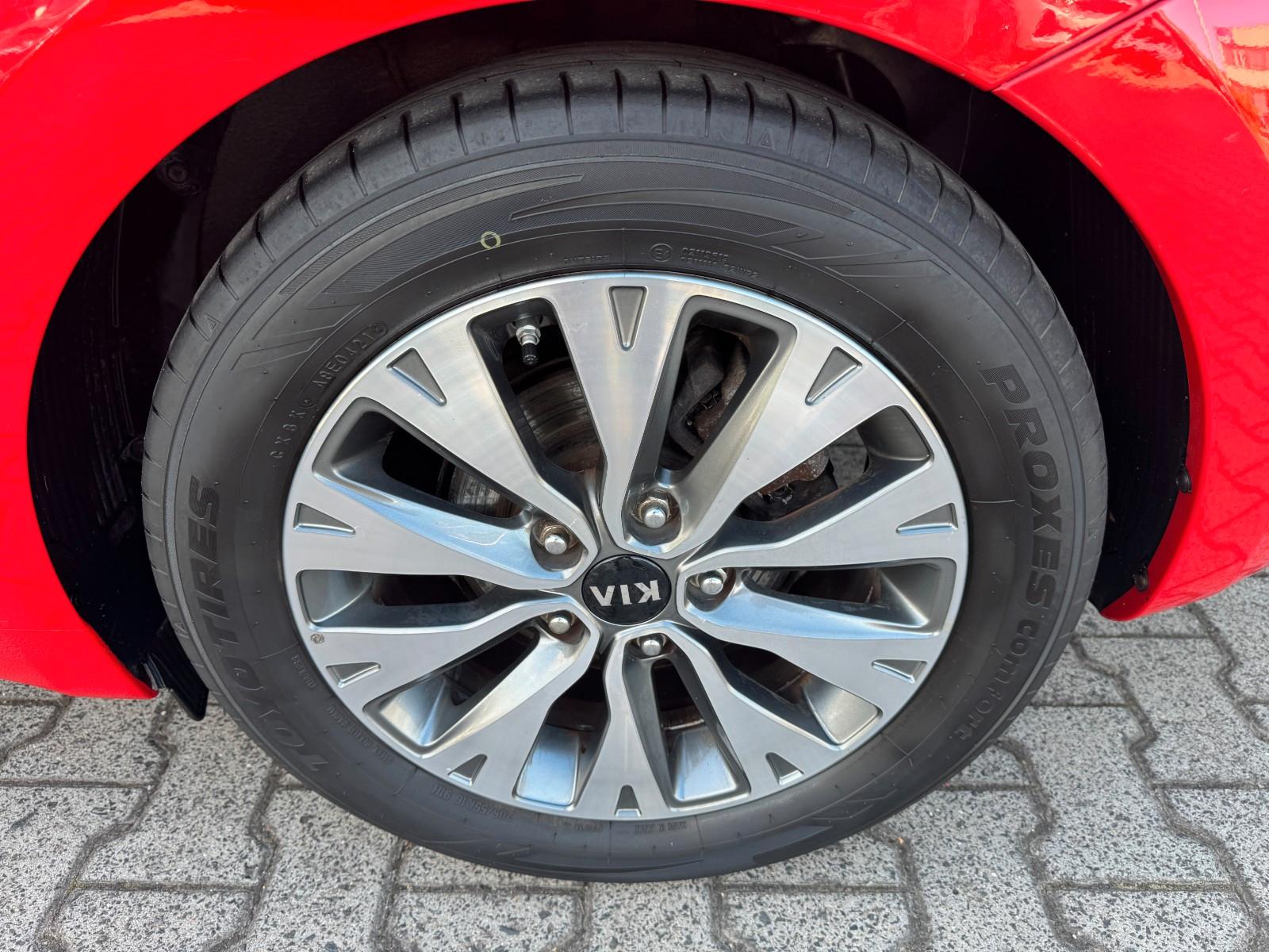 Kia cee'd *PDC*AHK*SHZ*NAVI*