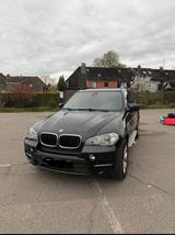 BMW X5 30D 7- Sitzer - BMW 530 mit Diesel-Antrieb: Geländewagen