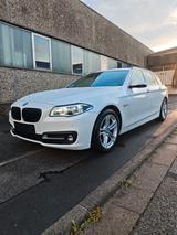 BMW 530d Touring A - xDrive - voll - Standheizung 