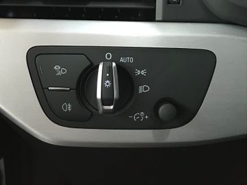 Audi A4 Avant 40 TDI sport S-LINE XEN SHZ DSG AHK NAV