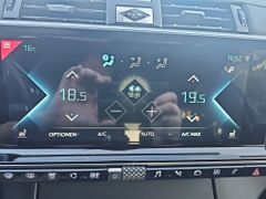 Fahrzeugabbildung DS Automobiles DS7 Crossback E-Tense 225 Gr. Chic erst 3500 km