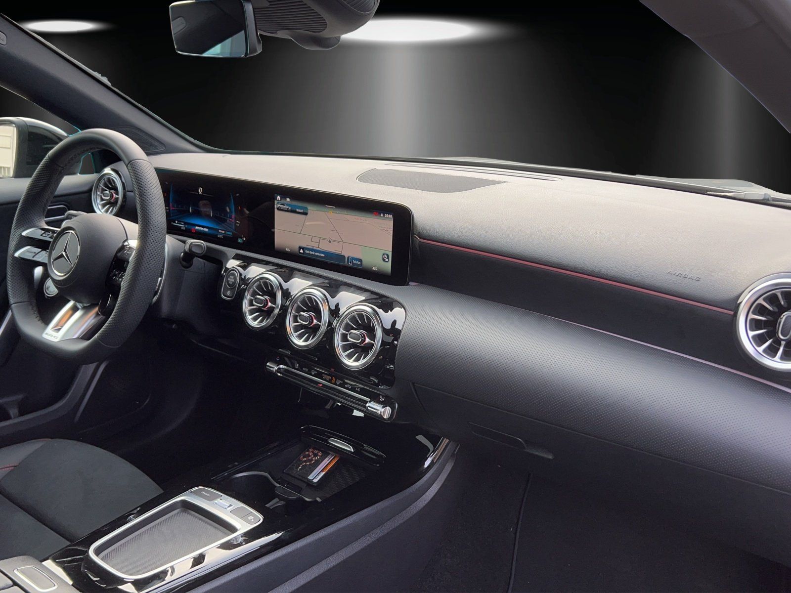 Fahrzeugabbildung Mercedes-Benz Mercedes-AMG A 35 4M Limousine+PSD+Keyless-GO