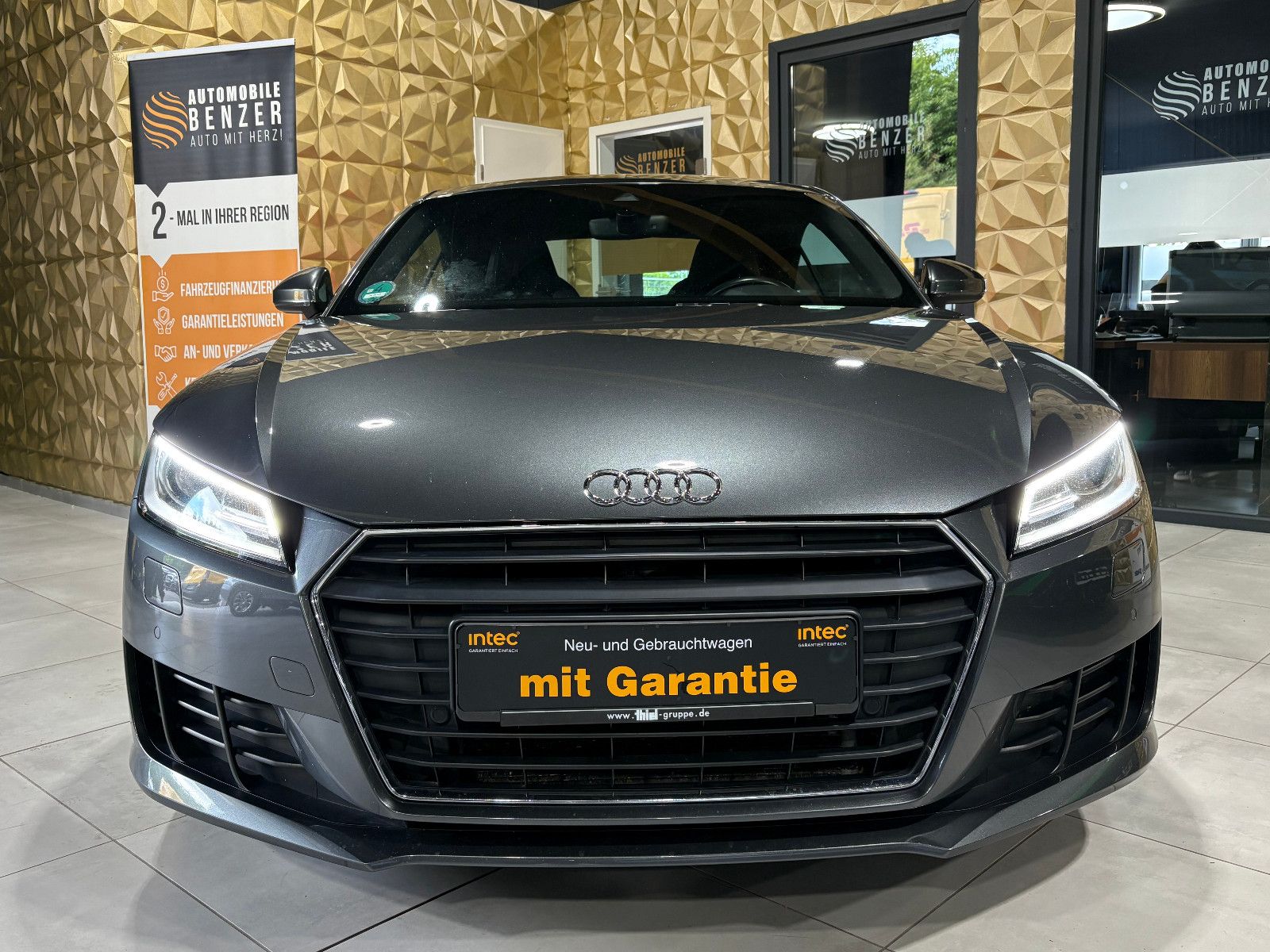 Fahrzeugabbildung Audi TT Coupe 2.0 TFSI/NAVI/PDC/SHZ/TEMPOMAT/8-FACH