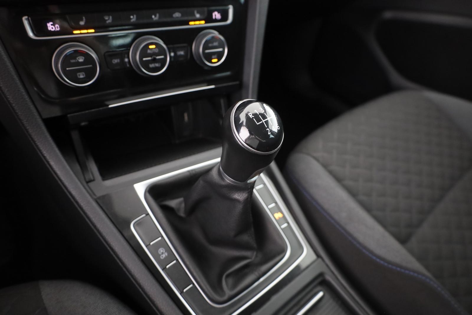 Volkswagen Golf VII Variant 1.0 TSI Join Navi Sitzheizung