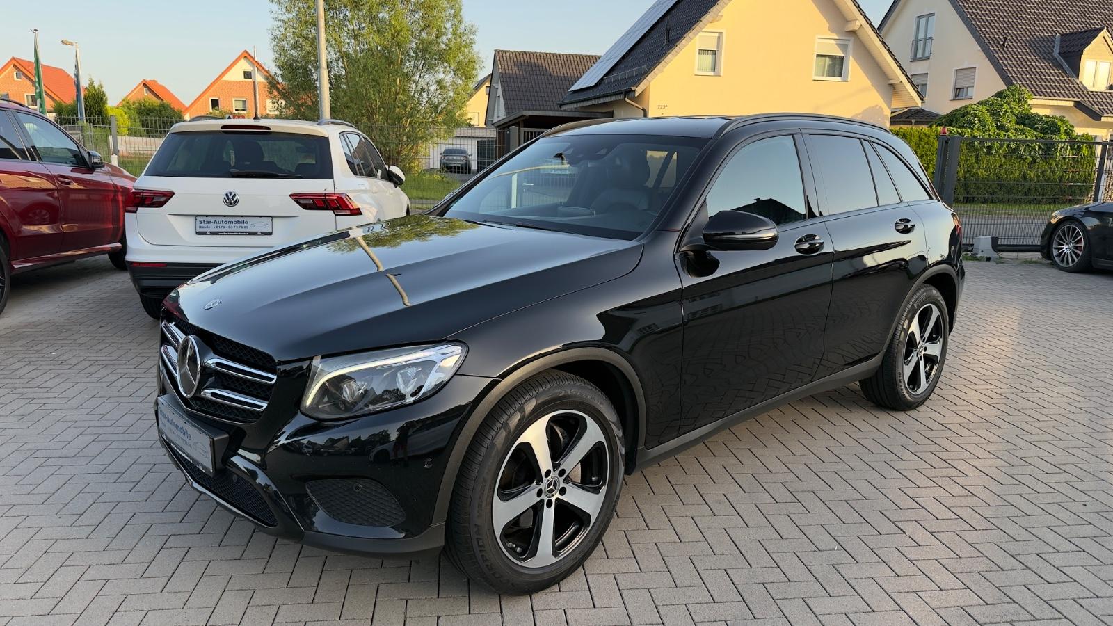 Mercedes-Benz GLC 250 d 4Matic-Exclusive-AHK-ACC-LED-1Hand-LM