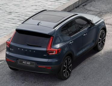 Volvo XC40 Ultra 5 Jahre Garantie Licht-Paket AHK 21"