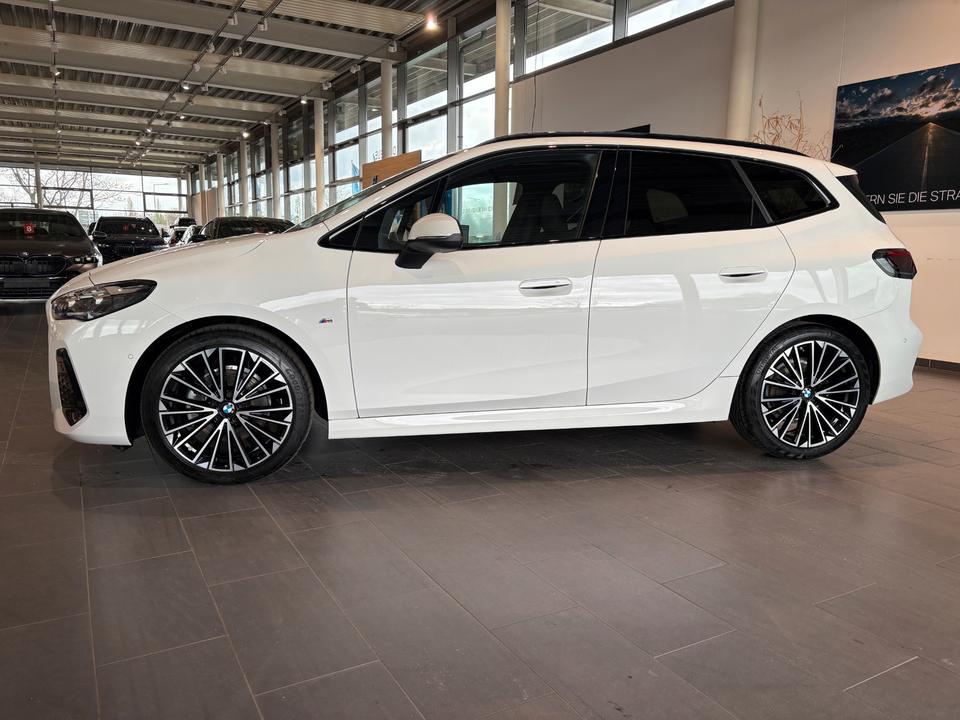 BMW 218i Active Tourer Steptronic DCT M Sportpaket