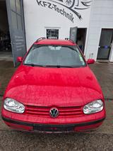 Volkswagen Golf 2.0 Basis Variant Basis - Volkswagen Golf aus 2005: Variant