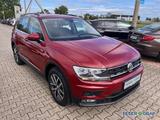 Volkswagen Tiguan 1.4 TSI BMT Comfortline ACC/Navi/AHK/2xPD - Volkswagen Tiguan: Rot