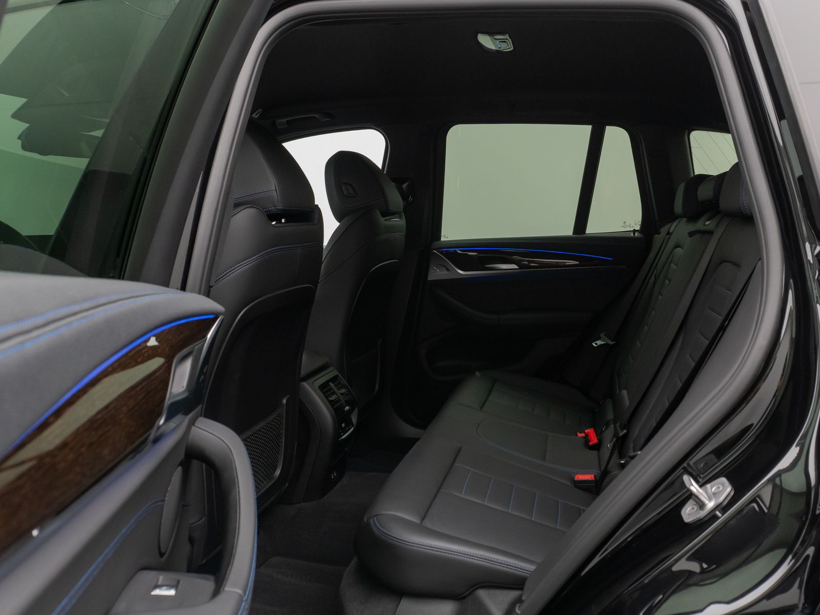 Fahrzeugabbildung BMW X3 xD30d M Sport Kamera DAB HiFi Lenkrhzg 20Zoll