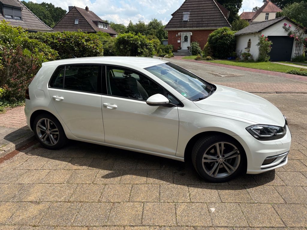 Image of Volkswagen Golf