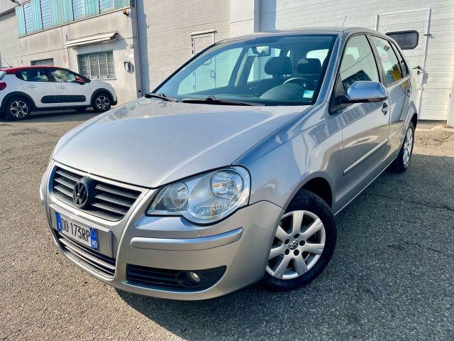 Volkswagen VW Polo 1.4benz 2006 132.000km perfetta per neop