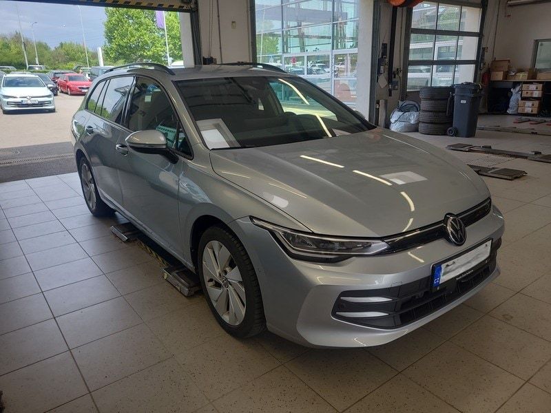 Volkswagen Golf Variant Life Golf VIII Variant 1.5 eTSI DSG foto 3