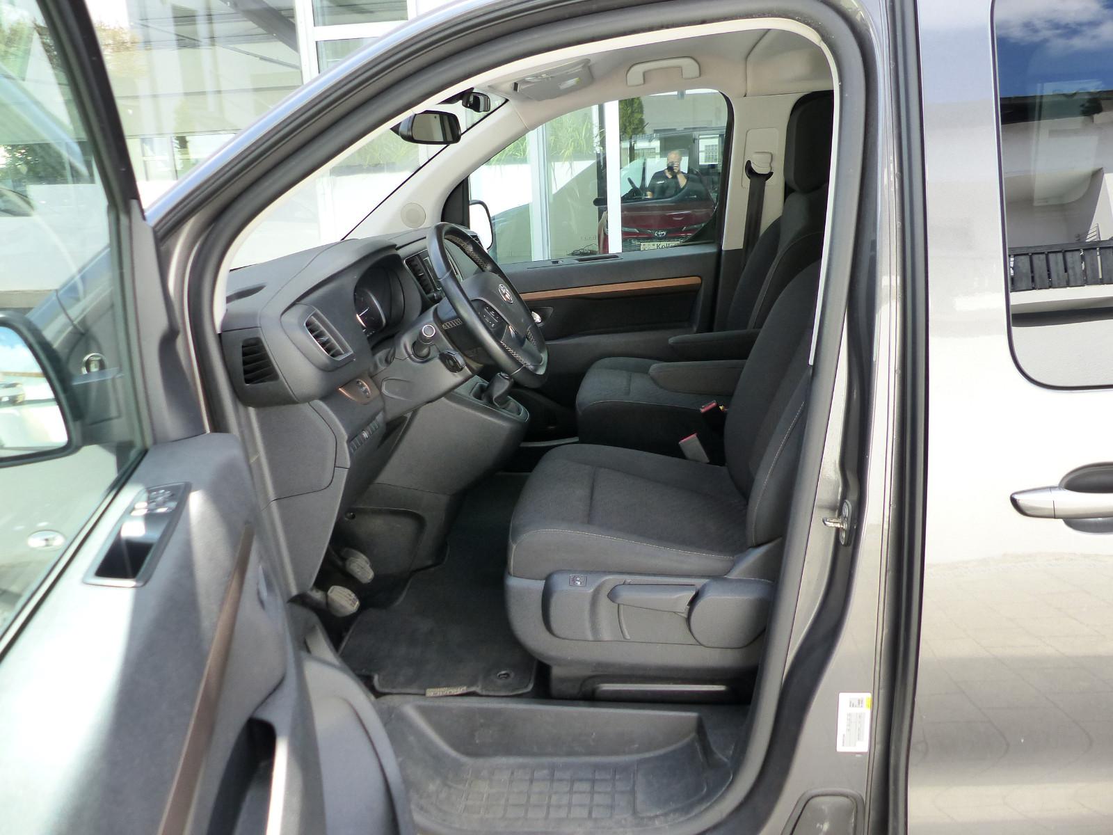 Toyota Proace Verso 2.0D L1 TeamD Navi SHZ 8Sitze Alu