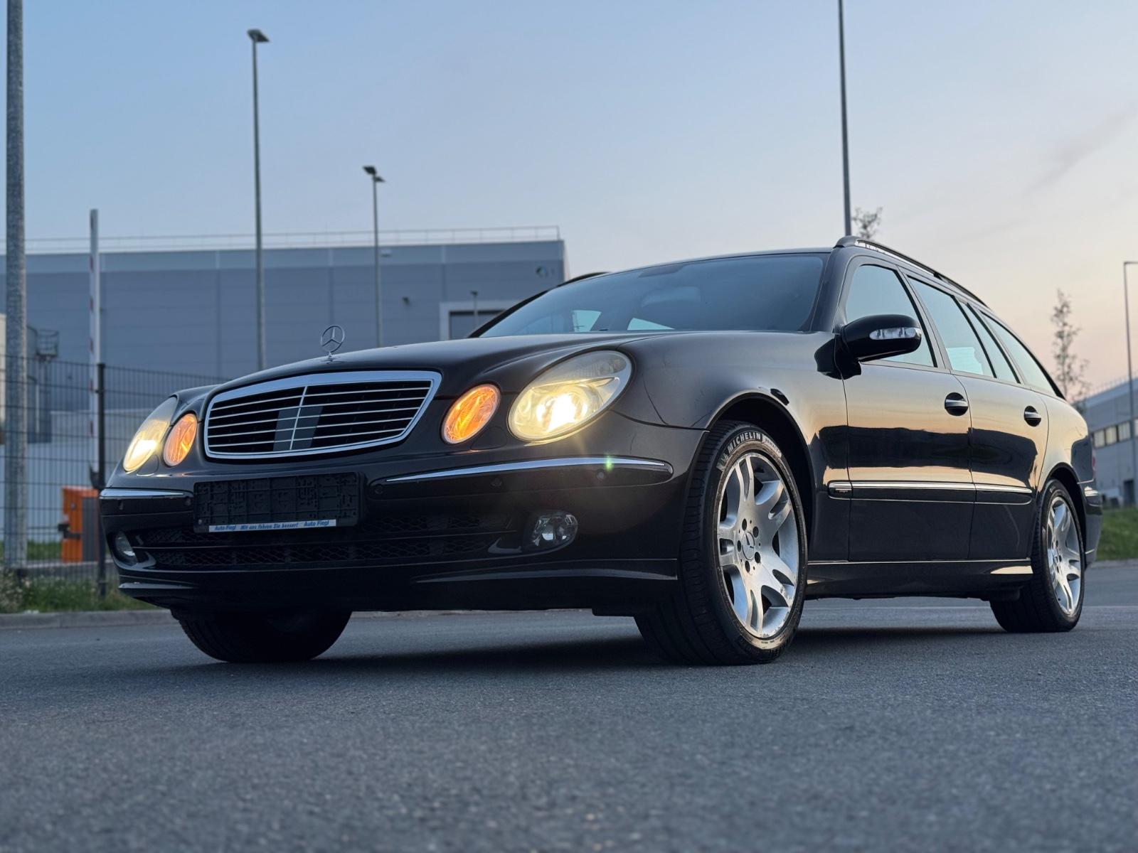 Mercedes-Benz E350 2005 — photo 23