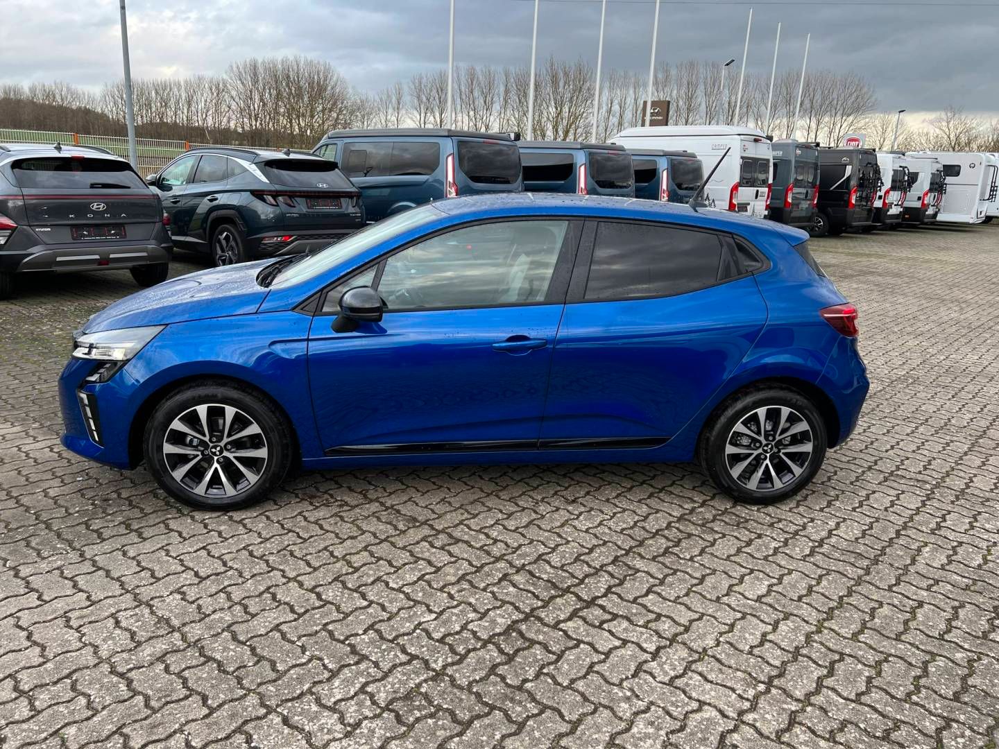 Fahrzeugabbildung Mitsubishi Colt (VBX/VBE)(08.2023->) DE