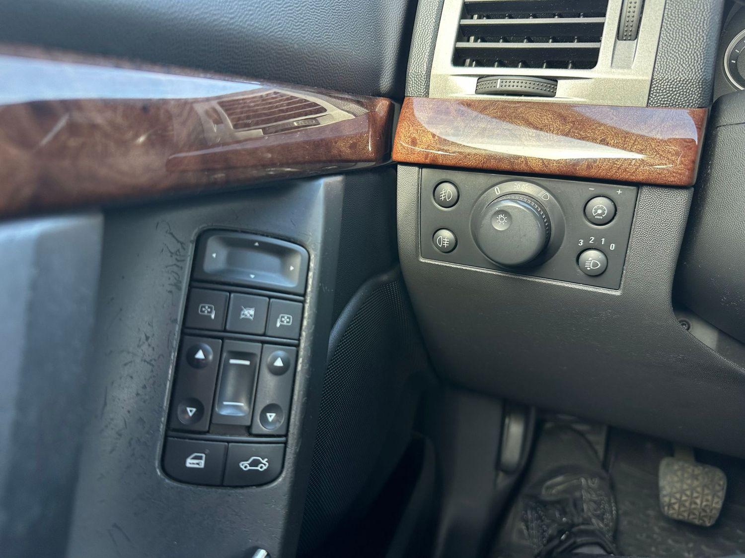 Opel Vectra 2004 — photo 17