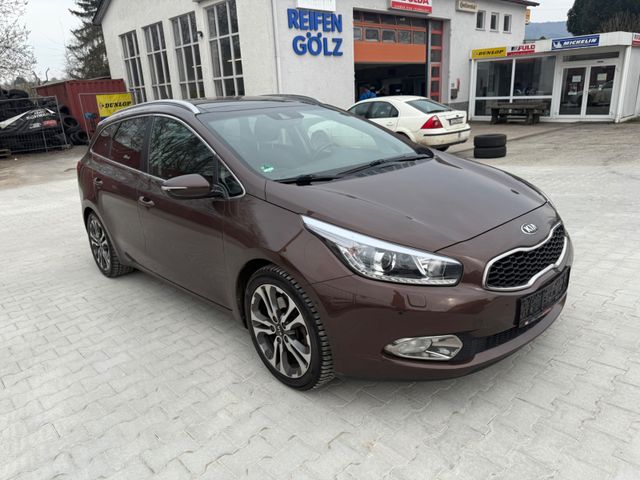 Kia ANDERE Ceed Sportswagon Platinum Edition