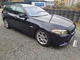BMW 530d M-Paket Standheizung AHK  Panorama-Dach  - mit Diesel-Antrieb: Schwarz, Vollleder, Panorama Dach