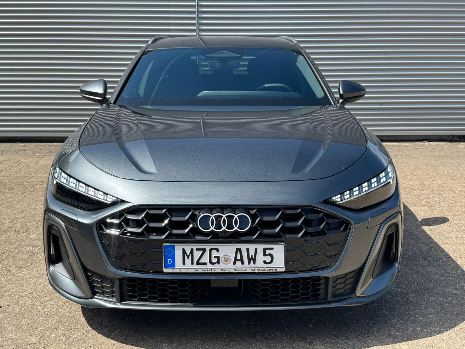 Fahrzeugabbildung Audi A5 Avant TDI 150 kW quattro S-line AHK ACC