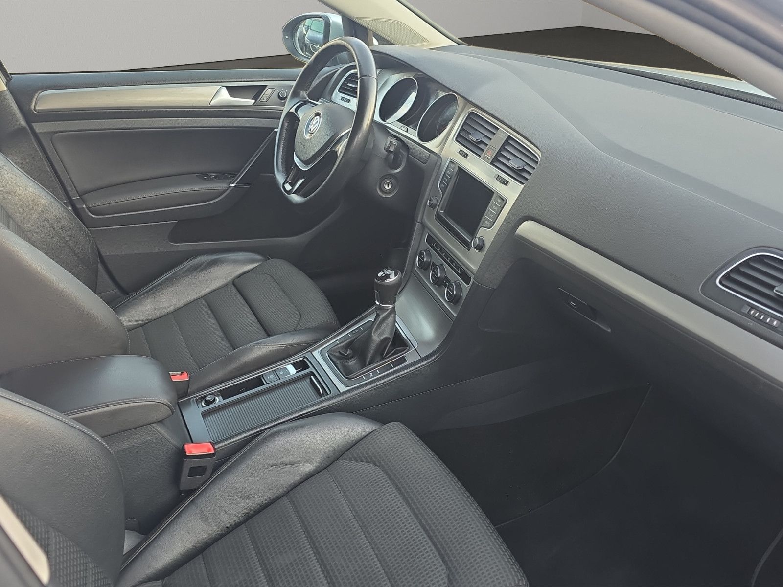 Fahrzeugabbildung Volkswagen Golf VII Variant 2.0 TDI Comfortline