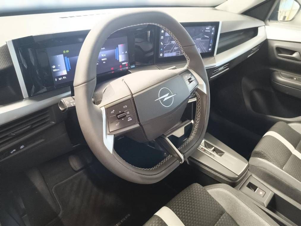 Fahrzeugabbildung Opel Frontera Edition 81KW 6e-DCT
